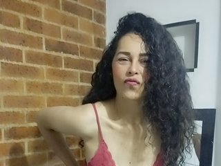 دردشة الفيديو المثيرة malla-shy