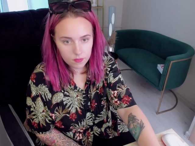 لقطات البث MandySchoolov