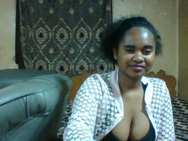 لقطات البث Marie121