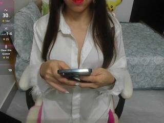 دردشة الفيديو المثيرة MariidolAsian