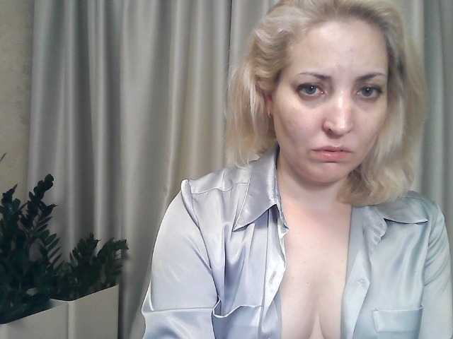 الصور mariska-kiska look at camera 25, show nipple 20, show breast 40, open pussy 50, open ass 70, undress and show my holes 100 tokens