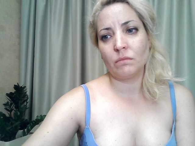 الصور mariska-kiska look at camera 25, show nipple 20, show breast 40, open pussy 50, open ass 70, undress and show my holes 100 tokens