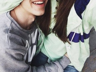 دردشة الفيديو المثيرة MarvinAndHelen