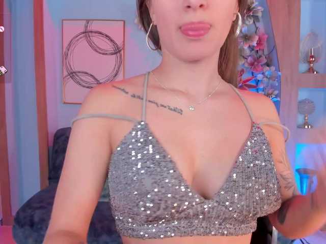 لقطات البث MaryLewis