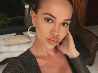 دردشة الفيديو المثيرة MATA-HARI1