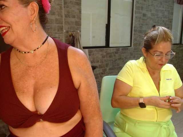 لقطات البث mature-women60