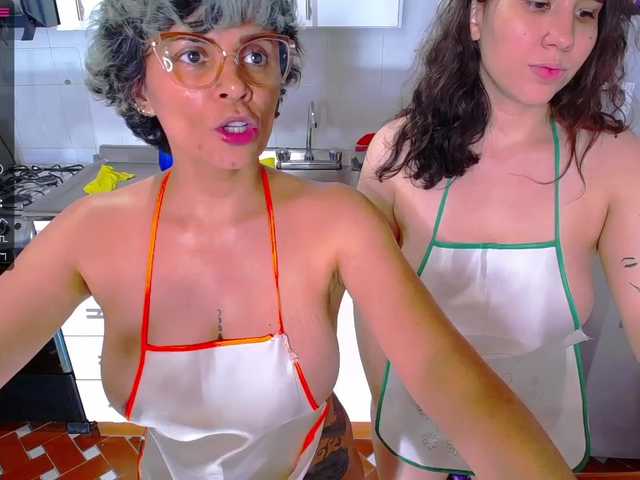 لقطات البث Mature-Young