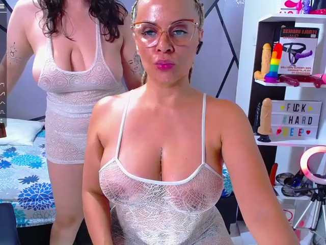لقطات البث Mature-Young