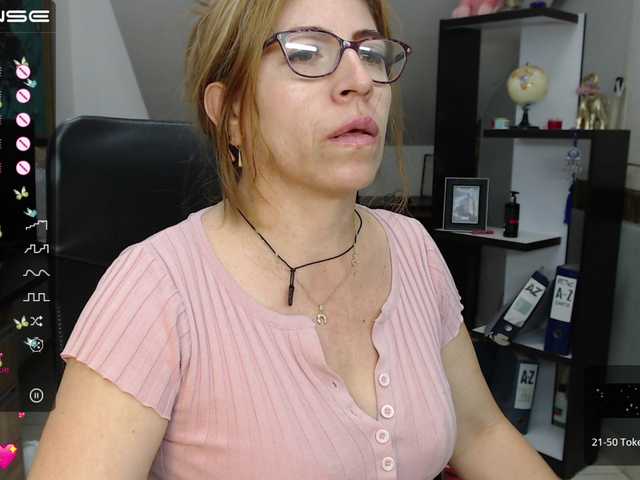 لقطات البث maturehot-1
