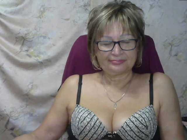 الصور MatureLissa Who wants to see mature pussy ? pls for @total English and German