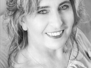 دردشة الفيديو المثيرة MatureMerryxx