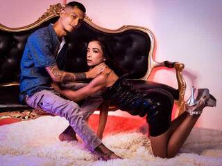 دردشة الفيديو المثيرة MaxandAnnie