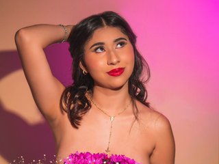 دردشة الفيديو المثيرة MayaMoretti