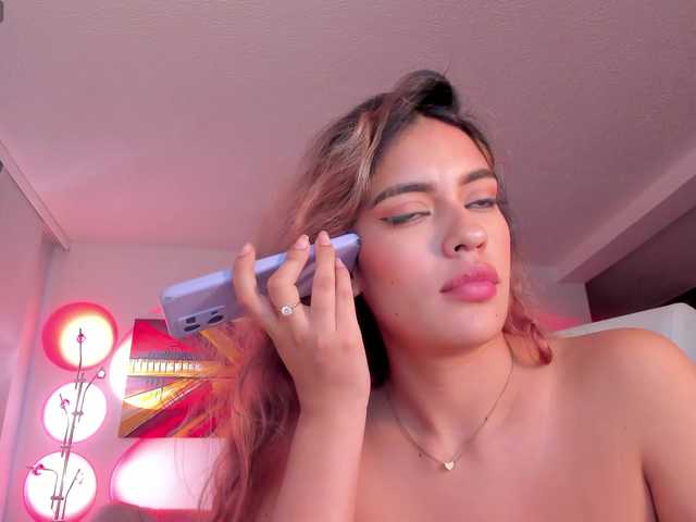 لقطات البث MayaRivera