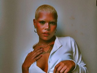 دردشة الفيديو المثيرة Maze-silver-star