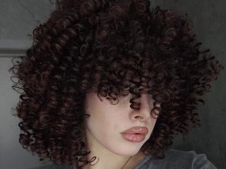 دردشة الفيديو المثيرة xoxoxo_adelin