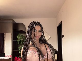 دردشة الفيديو المثيرة MegaBoobsDee