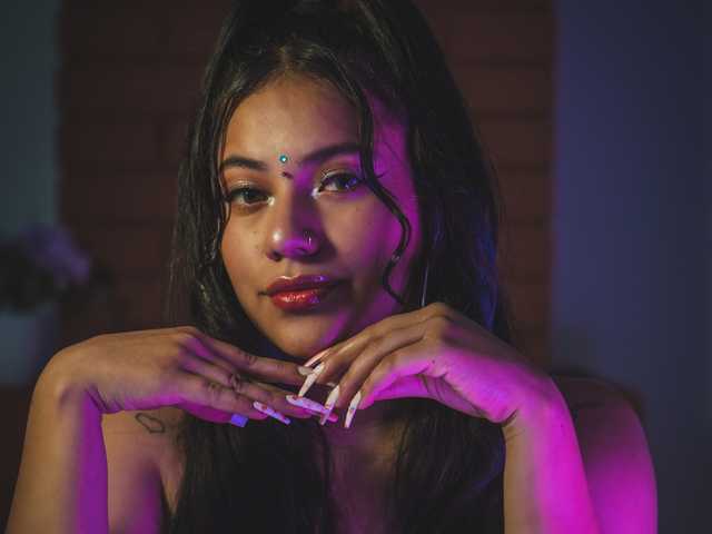 صورة الملف الشخصي Megan-Thompson1