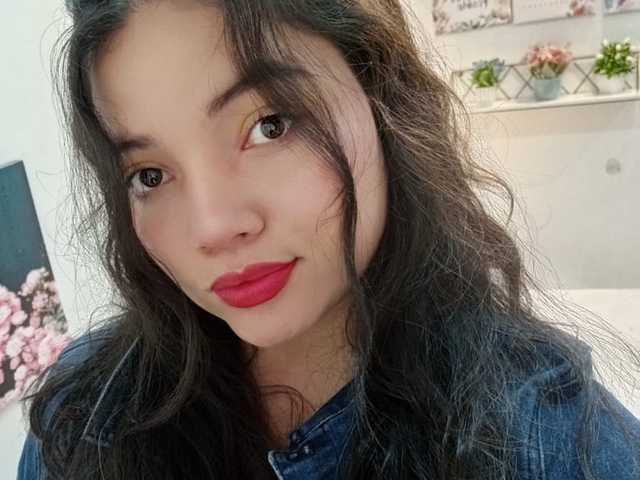 صورة الملف الشخصي Megan-zc