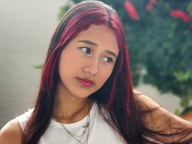 صورة الملف الشخصي MeganMckenna