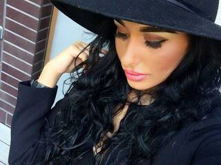 دردشة الفيديو المثيرة meggiea