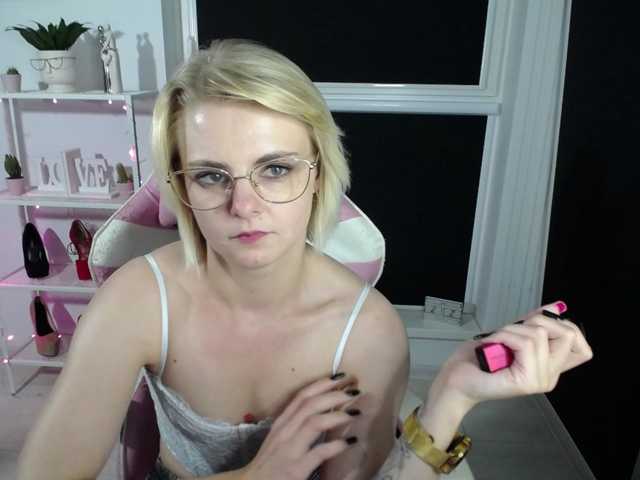 لقطات البث MelissaErotic