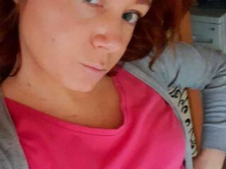 دردشة الفيديو المثيرة Meow-WoW