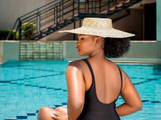 دردشة الفيديو المثيرة Mercybanks