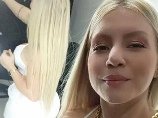 دردشة الفيديو المثيرة MercyLeon