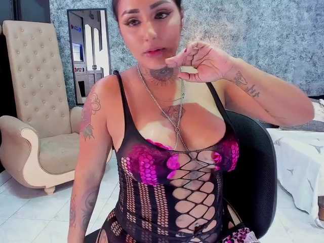 الصور Meredith-rave My pussy wants eat that cock /1@PussyRide 2@AnalBead show // pvt on// personalize your videos// #sexy #bigboobs #bigass #latina #milf #squirt #lovense #colombia