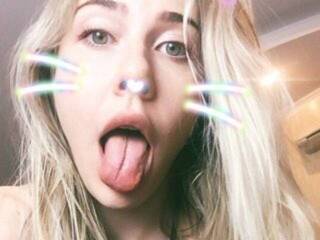 دردشة الفيديو المثيرة messg1rl