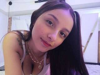 دردشة الفيديو المثيرة Mia-Brown