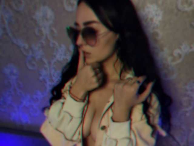 صورة الملف الشخصي mia-devil