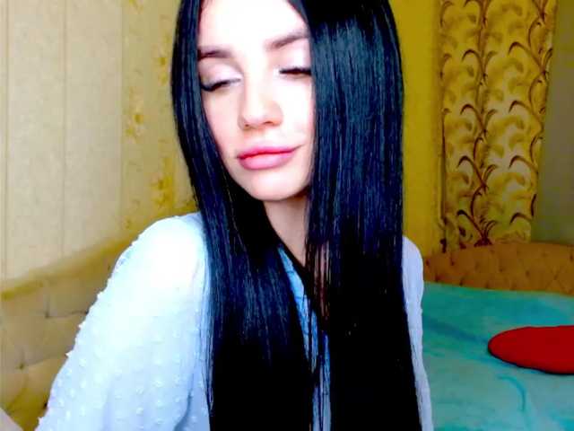 لقطات البث Mia-Mila