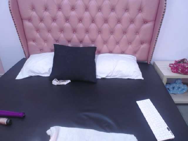 لقطات البث Mia-simons