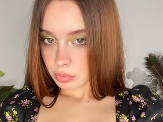 دردشة الفيديو المثيرة MiaAdderly
