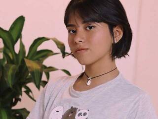 دردشة الفيديو المثيرة Miaavm