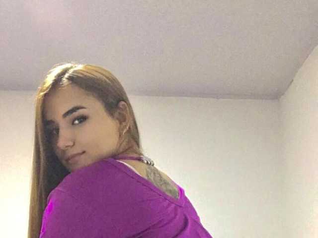 صورة الملف الشخصي MiaBallen
