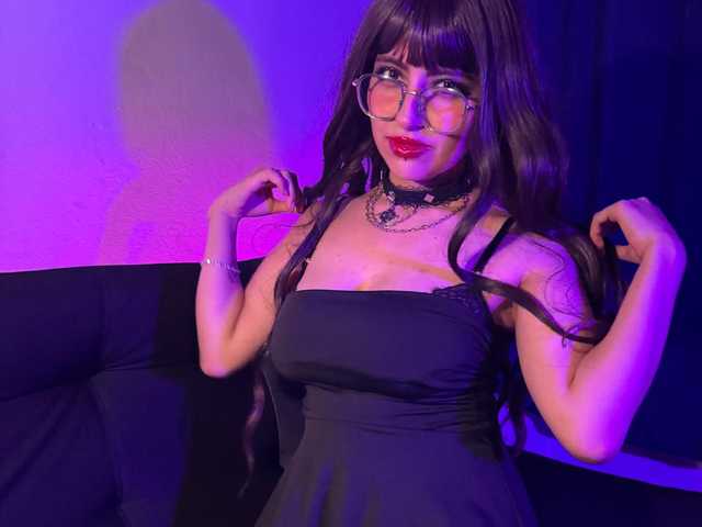 صورة الملف الشخصي MiaEngels