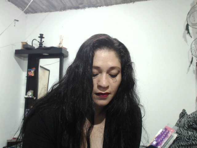 لقطات البث miaeyes