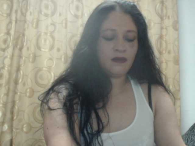 لقطات البث miaeyes