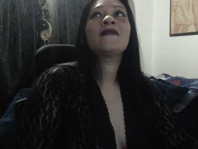 لقطات البث miaeyes