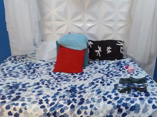 دردشة الفيديو المثيرة Miagreys1