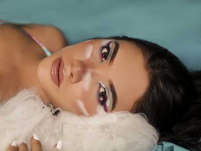 صورة الملف الشخصي MiaKallister