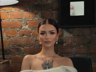 دردشة الفيديو المثيرة MiaLali