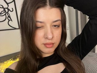 دردشة الفيديو المثيرة MiaShandry