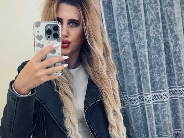 صورة الملف الشخصي Daria_Desire