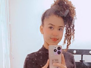 دردشة الفيديو المثيرة michell-