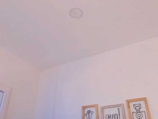 لقطات البث michellEevans