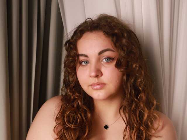 صورة الملف الشخصي MichellKiss